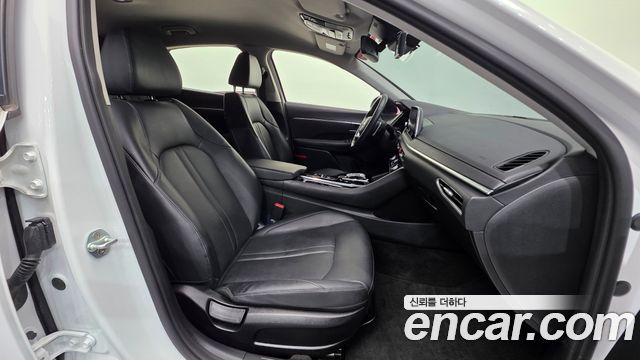 Hyundai Sonata (DN8) 2.0 LPG(rental car) Smart 2020 — фото 10