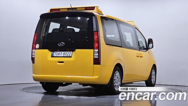 Hyundai Staria L3.5  Kinder Safety Car 11-Seater 2023 — фото 2