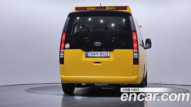 Hyundai Staria L3.5  Kinder Safety Car 11-Seater 2023 — фото 4