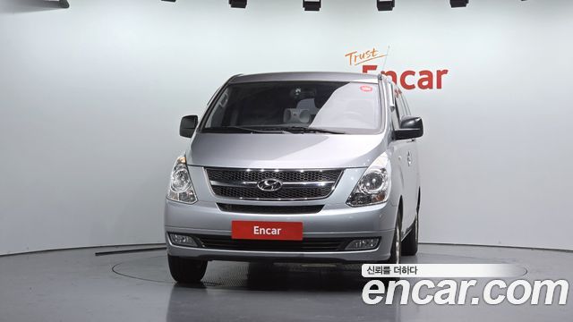 Hyundai Grand Starex 12-Seater Wagon CVX Premium 2014 — фото 3