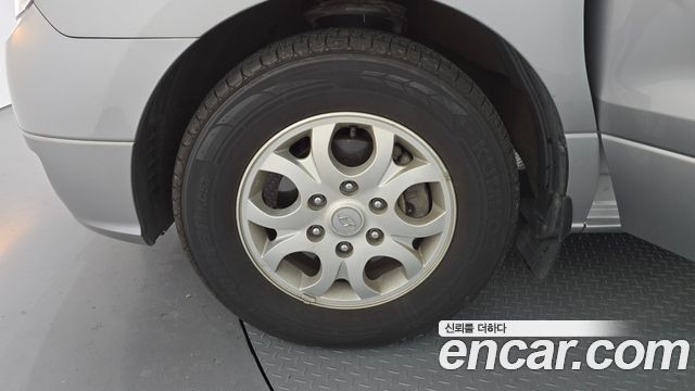 Hyundai Grand Starex 12-Seater Wagon CVX Premium 2014 — фото 5