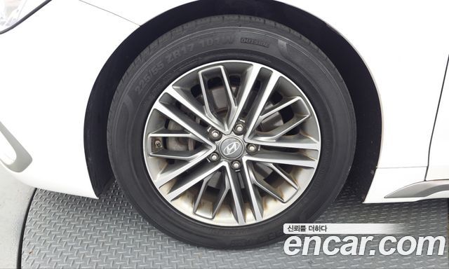 Hyundai Grandeur (IG) 2.4 Premium 2018 — фото 5