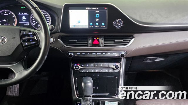 Hyundai Grandeur (IG) 2.4 Premium 2018 — фото 14