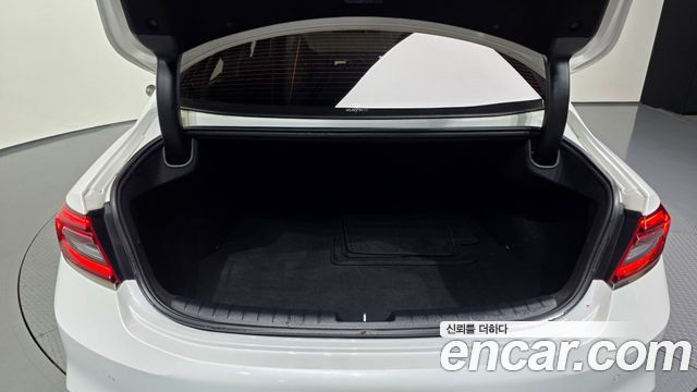 Hyundai Grandeur (IG) 2.4 Premium 2018 — фото 20