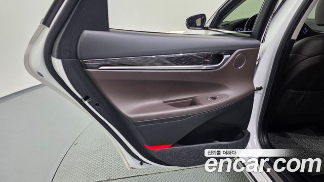 Hyundai Grandeur (IG) 2.4 Premium 2018 — фото 25