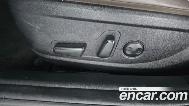 Hyundai Grandeur (IG) 2.4 Premium 2018 — фото 31