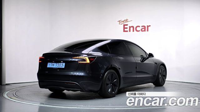 Tesla Model 3 RWD 2025 — фото 2