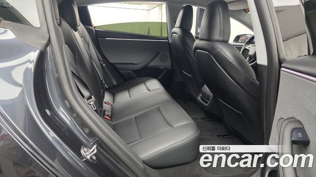 Tesla Model 3 RWD 2025 — фото 11
