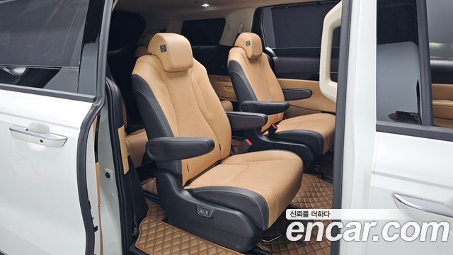 Kia Carnival (IV) Gasoline 9-Seater Signature 2023 — фото 11