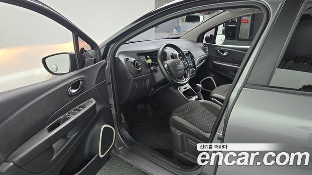 Renault Korea QM3 LE 2018 — фото 10