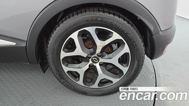 Renault Korea QM3 LE 2018 — фото 21