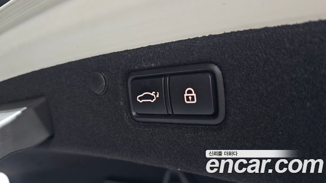 Hyundai Grandeur (IG) 3.0 Premium 2019 — фото 17
