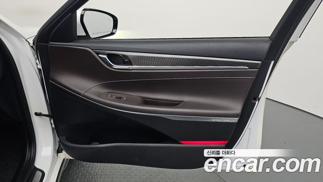 Hyundai Grandeur (IG) 3.0 Premium 2019 — фото 24