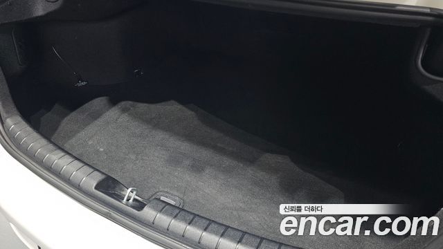 Hyundai Grandeur (IG) 3.0 Premium 2019 — фото 27