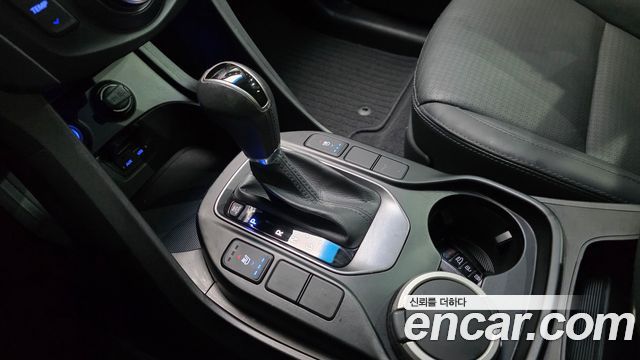 Hyundai Santa Fe (DM) Diesel(e-VGT) 2.0 4WD Premium 2015 — фото 9