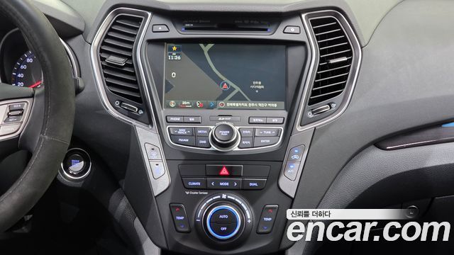 Hyundai Santa Fe (DM) Diesel(e-VGT) 2.0 4WD Premium 2015 — фото 15