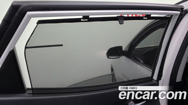 Hyundai Santa Fe (DM) Diesel(e-VGT) 2.0 4WD Premium 2015 — фото 17