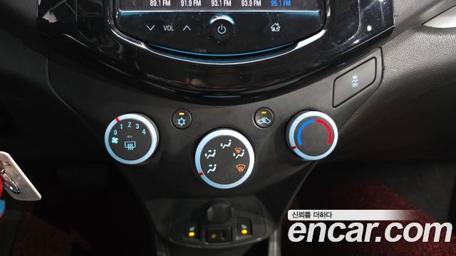 Chevrolet Spark Spark S LT 2014 — фото 17