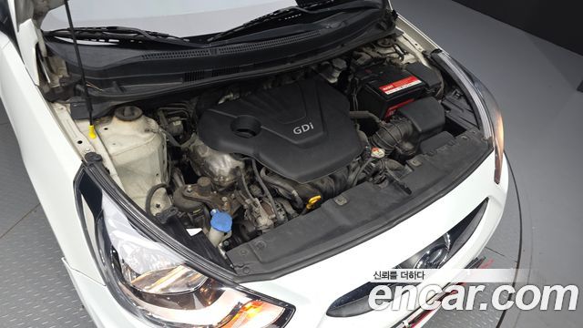 Hyundai Accent (New) 1.6 GDI Top 2012 — фото 6