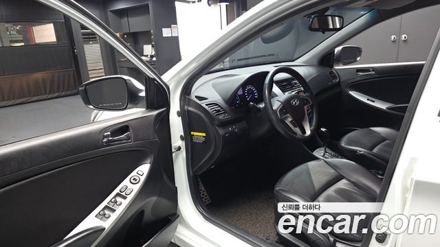 Hyundai Accent (New) 1.6 GDI Top 2012 — фото 10