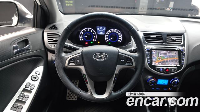 Hyundai Accent (New) 1.6 GDI Top 2012 — фото 13