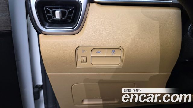 Kia Sorento (IV) Diesel 2.2 2WD Trendy 2023 — фото 18