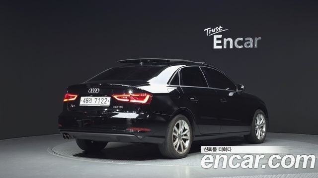 Audi A3 35 TDI Dynamic 8V 2015 — фото 2