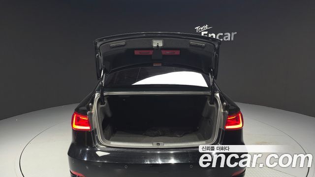 Audi A3 35 TDI Dynamic 8V 2015 — фото 20