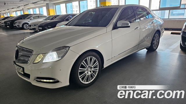 Mercedes-Benz E-Class (W212) E220 CDI Avantgarde