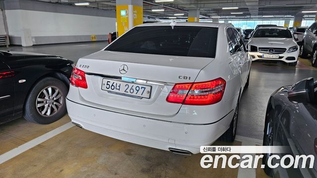 Mercedes-Benz E-Class (W212) E220 CDI Avantgarde 2013 — фото 4