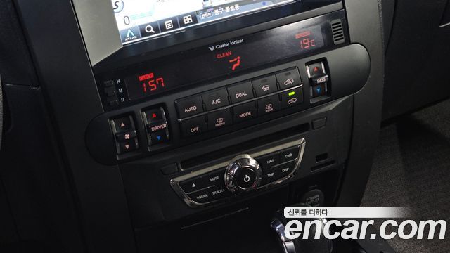 Kia Mohave 4WD QV 300 2012 — фото 30