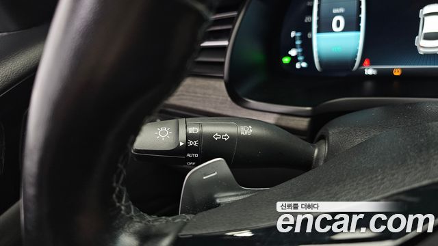 Kia K7 Premier Hybrid Signature 2020 — фото 32