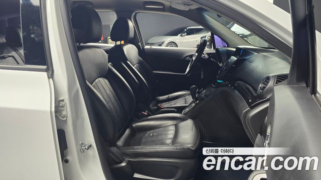 Chevrolet Orlando 2.0 Diesel LT Premium 2012 — фото 10