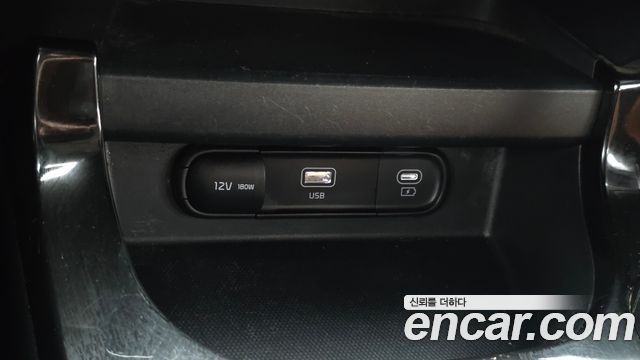 Kia Seltos Gasoline 1.6 Turbo 4WD Signature 2024 — фото 12
