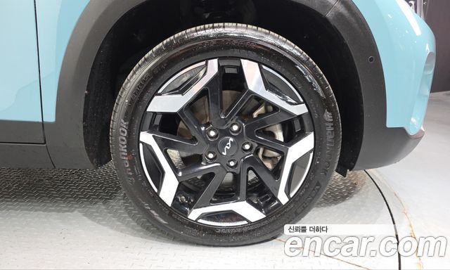 Kia Seltos Gasoline 1.6 Turbo 4WD Signature 2024 — фото 21