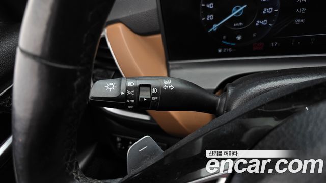 Kia Seltos Gasoline 1.6 Turbo 4WD Signature 2024 — фото 37