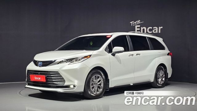 Toyota Sienna (IV) 2.5 Hybrid AWD