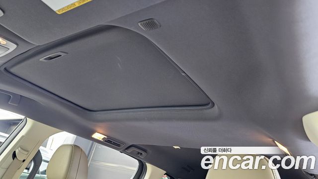 Toyota Sienna (IV) 2.5 Hybrid AWD 2023 — фото 18