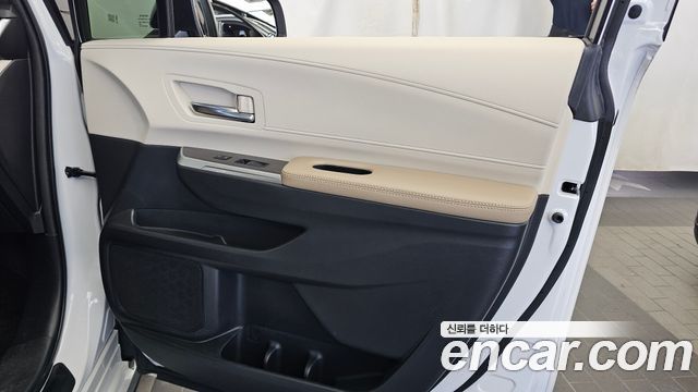 Toyota Sienna (IV) 2.5 Hybrid AWD 2023 — фото 25