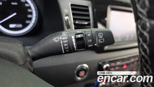 Kia Niro Prestige 2018 — фото 27
