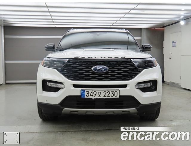 Ford Explorer (VI) 3.0 Platinum 4WD 2021 — фото 3