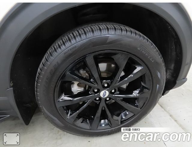 Ford Explorer (VI) 3.0 Platinum 4WD 2021 — фото 5