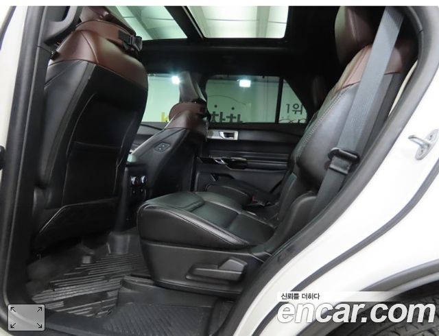 Ford Explorer (VI) 3.0 Platinum 4WD 2021 — фото 15