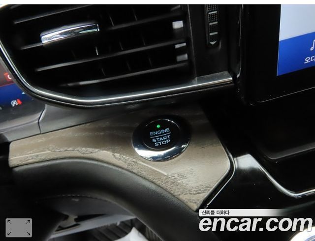 Ford Explorer (VI) 3.0 Platinum 4WD 2021 — фото 16