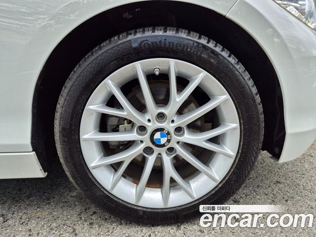 BMW 1 Series (F20) 118d Sport 5Door 2016 — фото 5