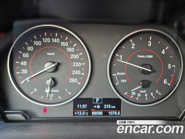 BMW 1 Series (F20) 118d Sport 5Door 2016 — фото 8