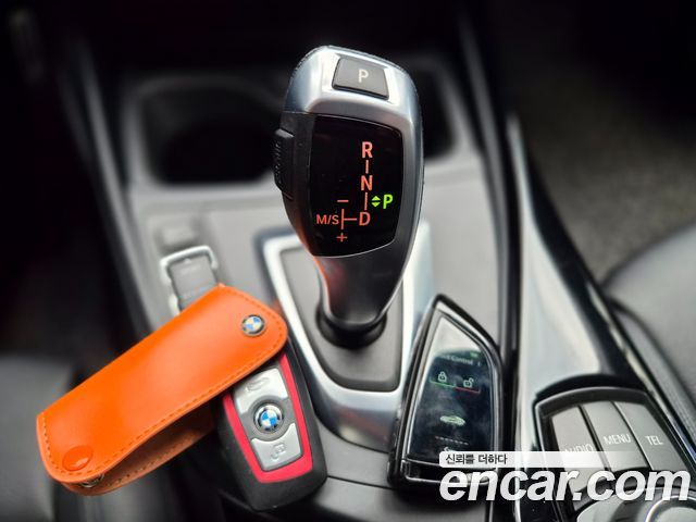 BMW 1 Series (F20) 118d Sport 5Door 2016 — фото 9