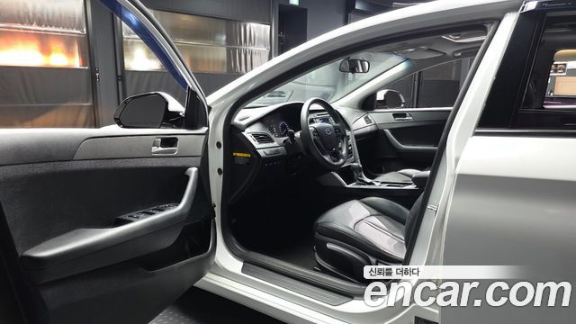Hyundai Sonata (LF) LPI Modern 2015 — фото 10