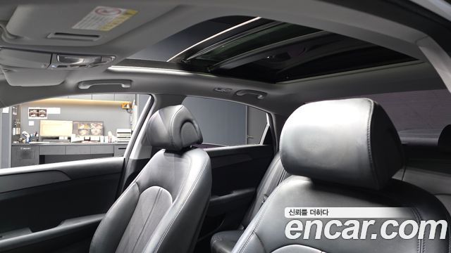 Hyundai Sonata (LF) LPI Modern 2015 — фото 18