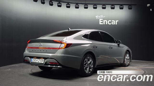 Hyundai Sonata (DN8) 2.0 Premium Plus 2022 — фото 2